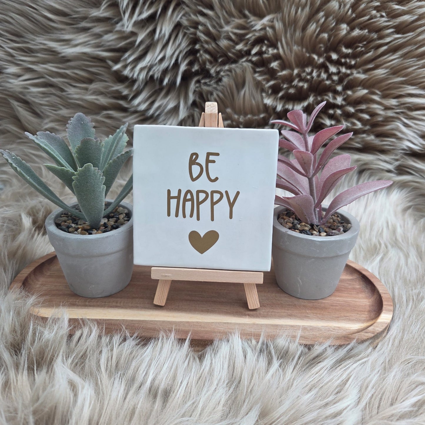 Robuust wenstegeltje: Be happy