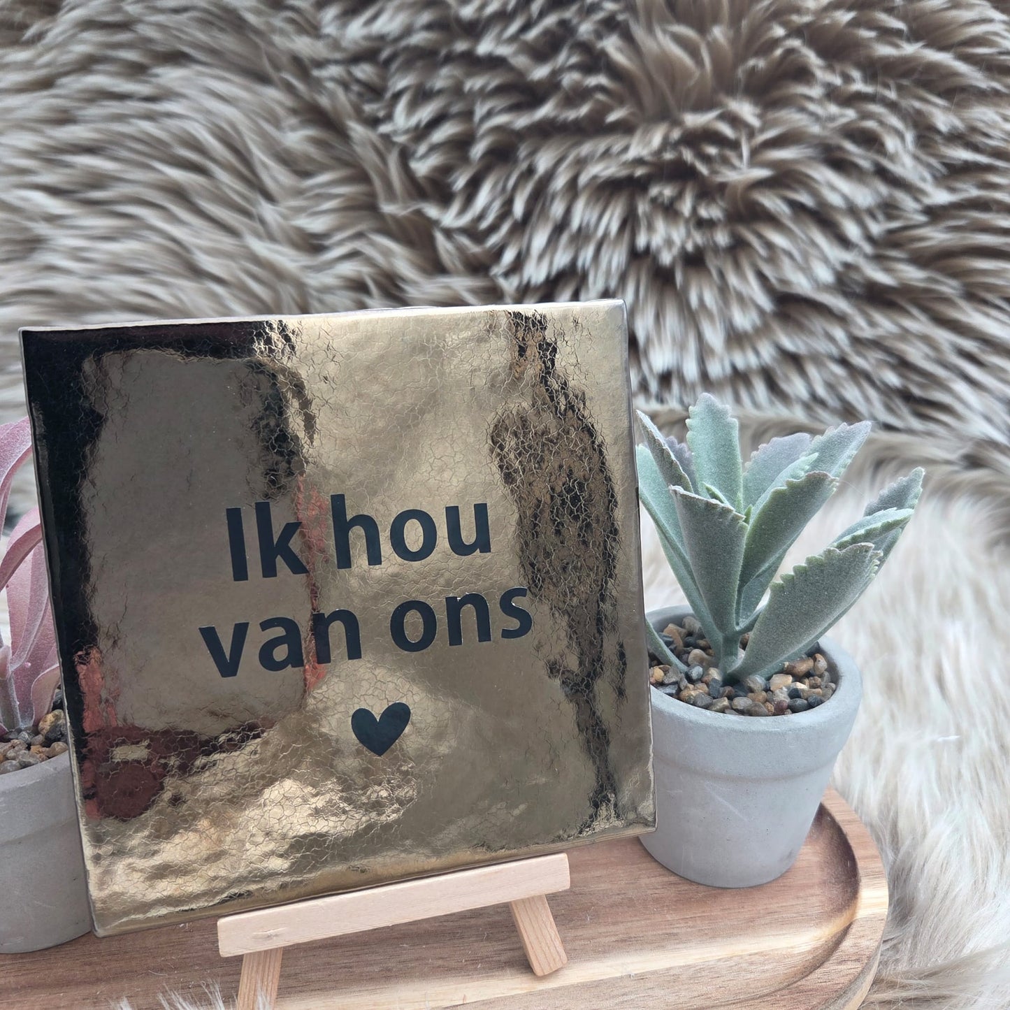 Robuust wenstegeltje 13 X 13CM Goud; Ik hou van ons