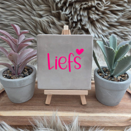 Robuust wenstegeltje: Liefs