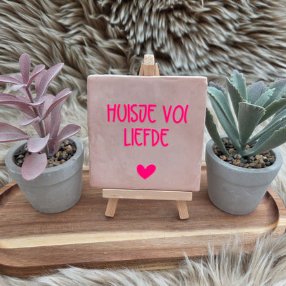 Robuust wenstegeltje: Huisje vol liefde