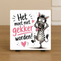 Spreuktegel: Het moet niet gekker worden!